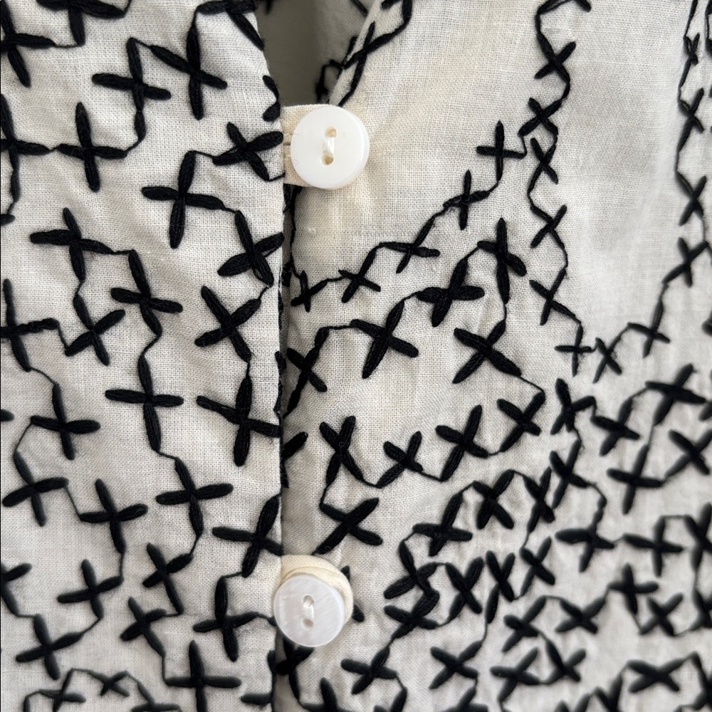 Dylan Cotton Ivory Black Floral Embroidered Short Sleeve Peasant Blouse Top - Picture 10 of 12